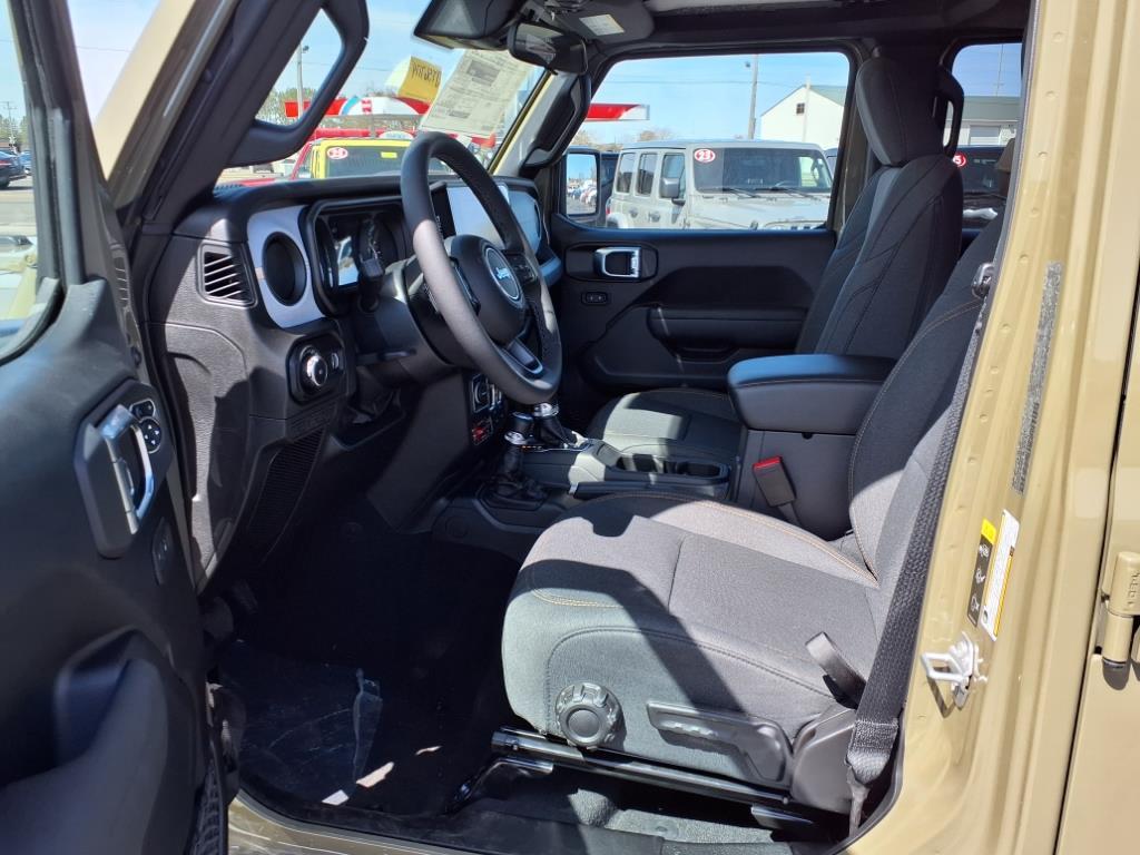 new 2025 Jeep Wrangler car, priced at $53,742