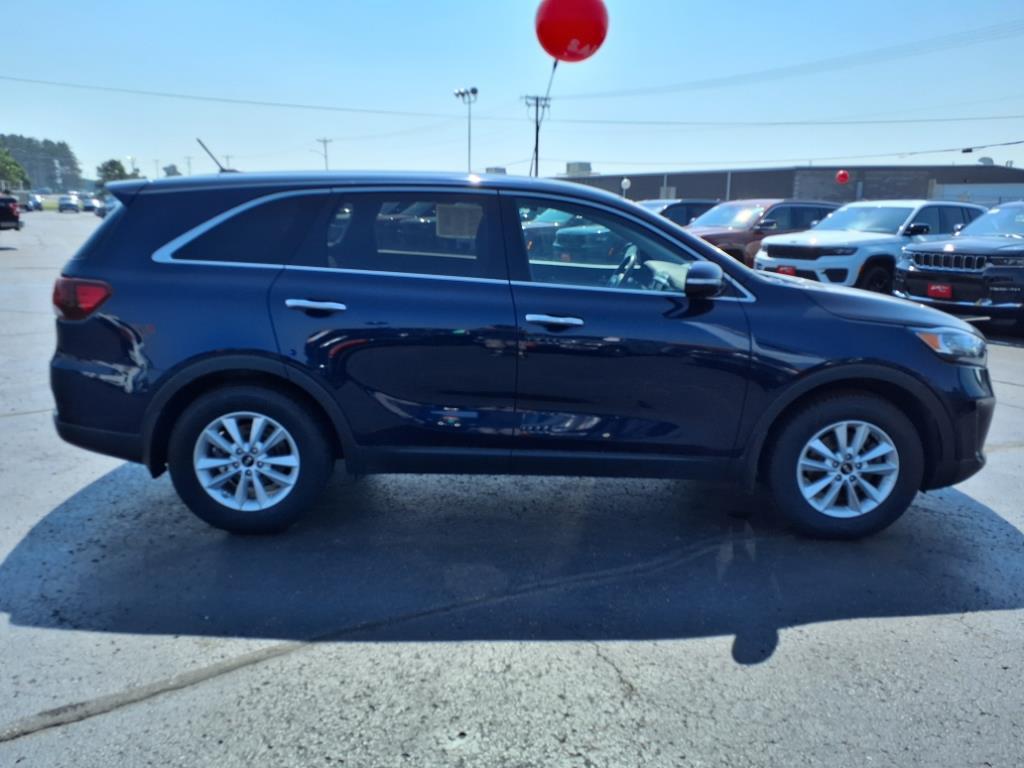 used 2020 Kia Sorento car, priced at $14,900