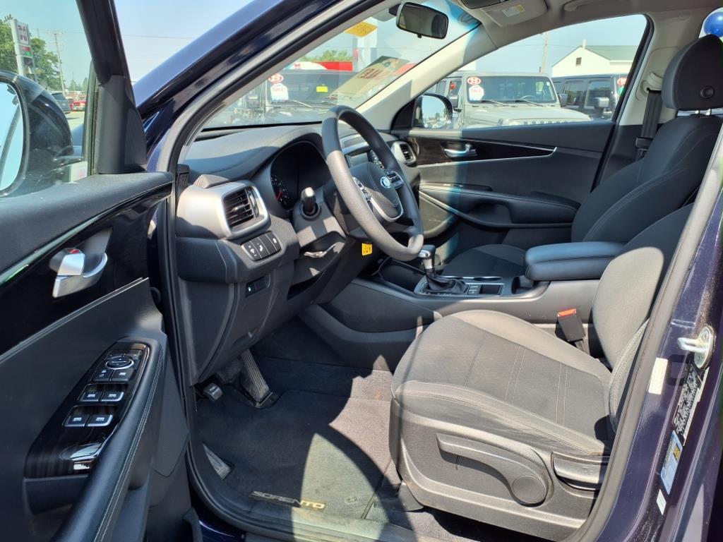 used 2020 Kia Sorento car, priced at $14,900