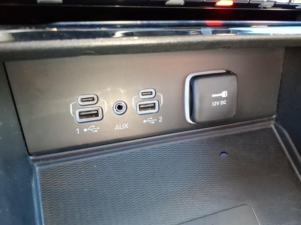 used 2024 Jeep Grand Cherokee L car, priced at $37,999
