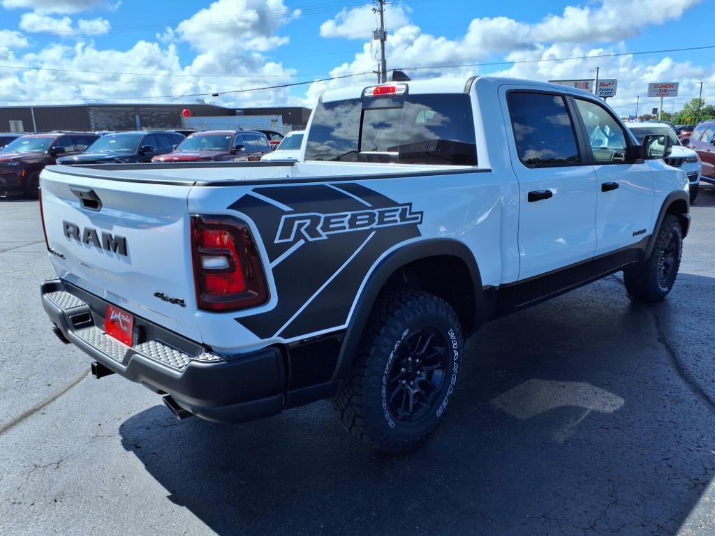 new 2025 Ram 1500 car, priced at $61,538