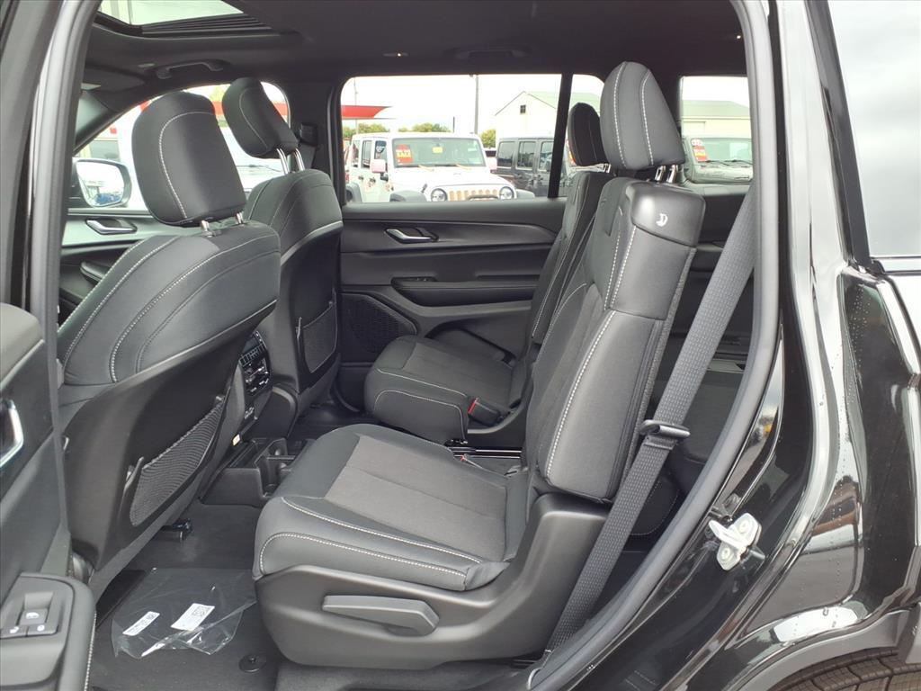 new 2025 Jeep Grand Cherokee L car, priced at $45,610