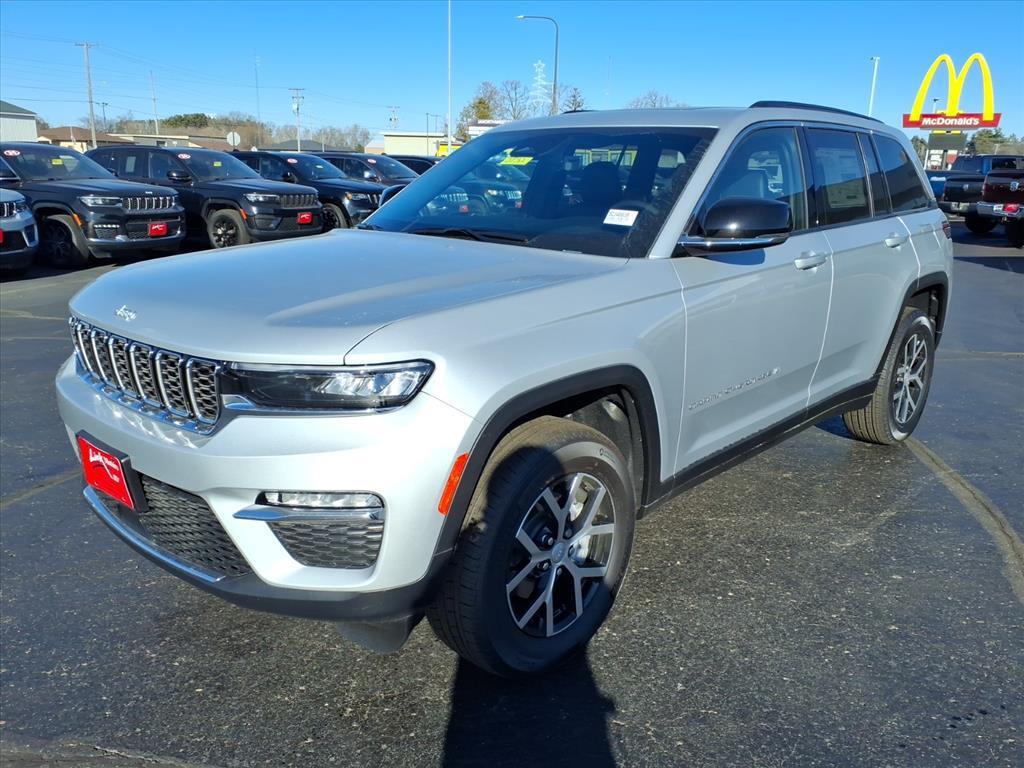 new 2025 Jeep Grand Cherokee car, priced at $43,351