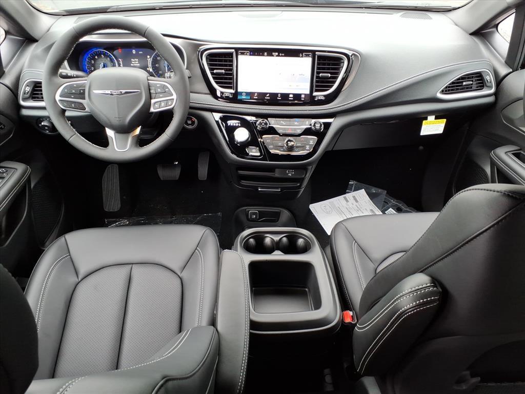 new 2026 Chrysler Pacifica car, priced at $45,510