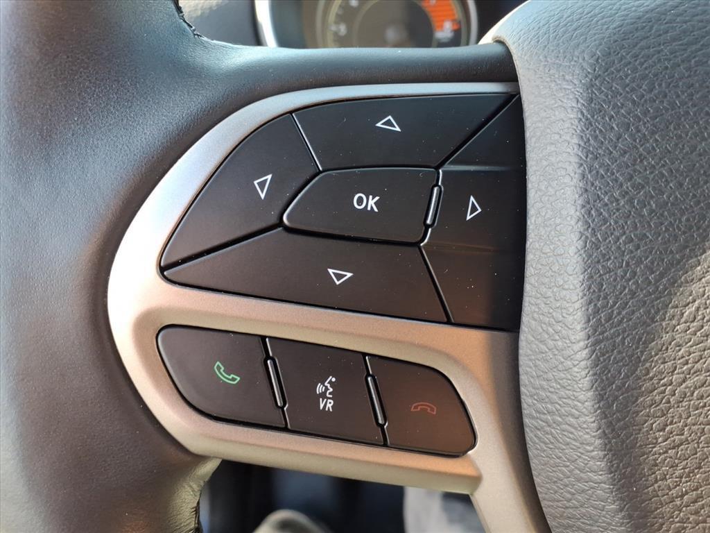 used 2019 Jeep Cherokee car, priced at $19,900