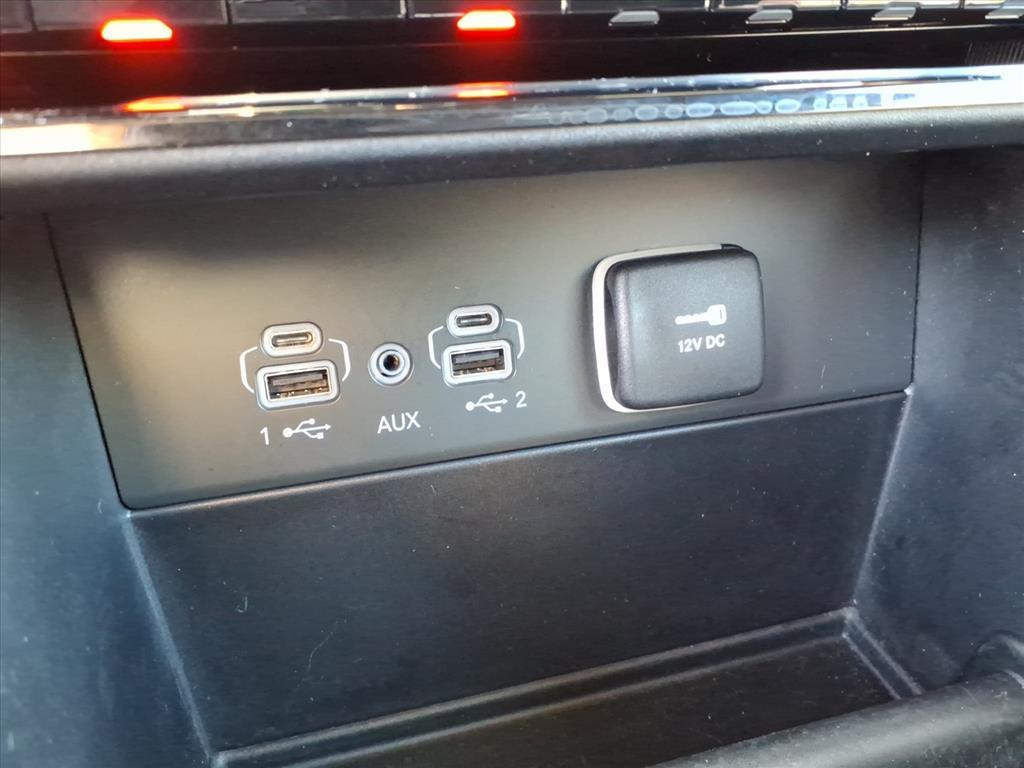 used 2024 Jeep Grand Cherokee car, priced at $39,864