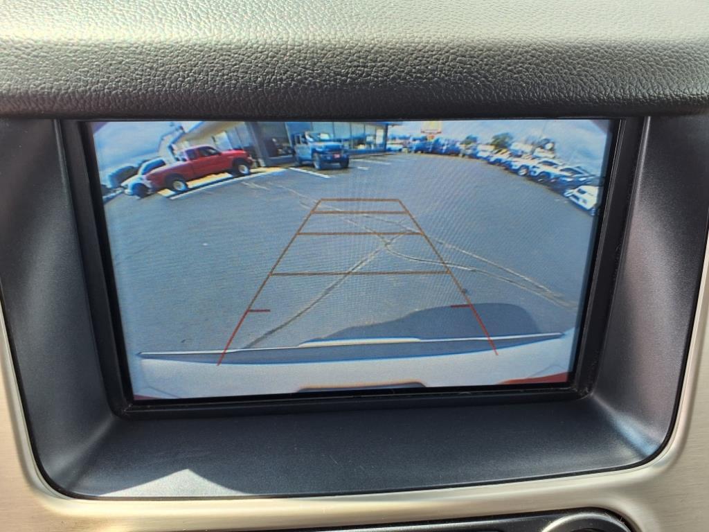 used 2018 GMC Yukon car, priced at $25,900