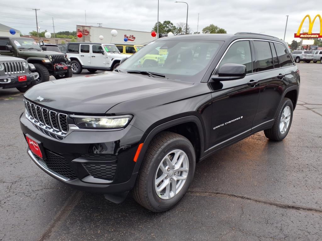 new 2025 Jeep Grand Cherokee car, priced at $41,626