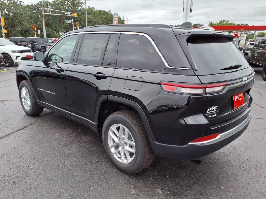 new 2025 Jeep Grand Cherokee car, priced at $41,626