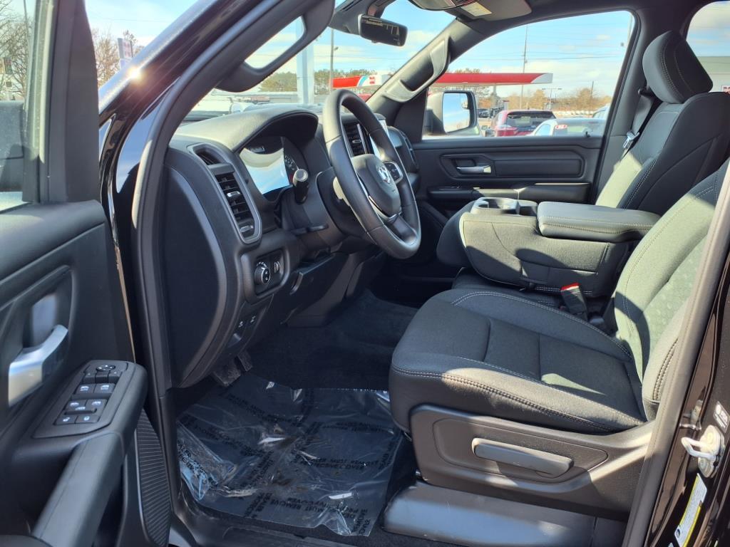 new 2025 Ram 1500 car, priced at $53,805