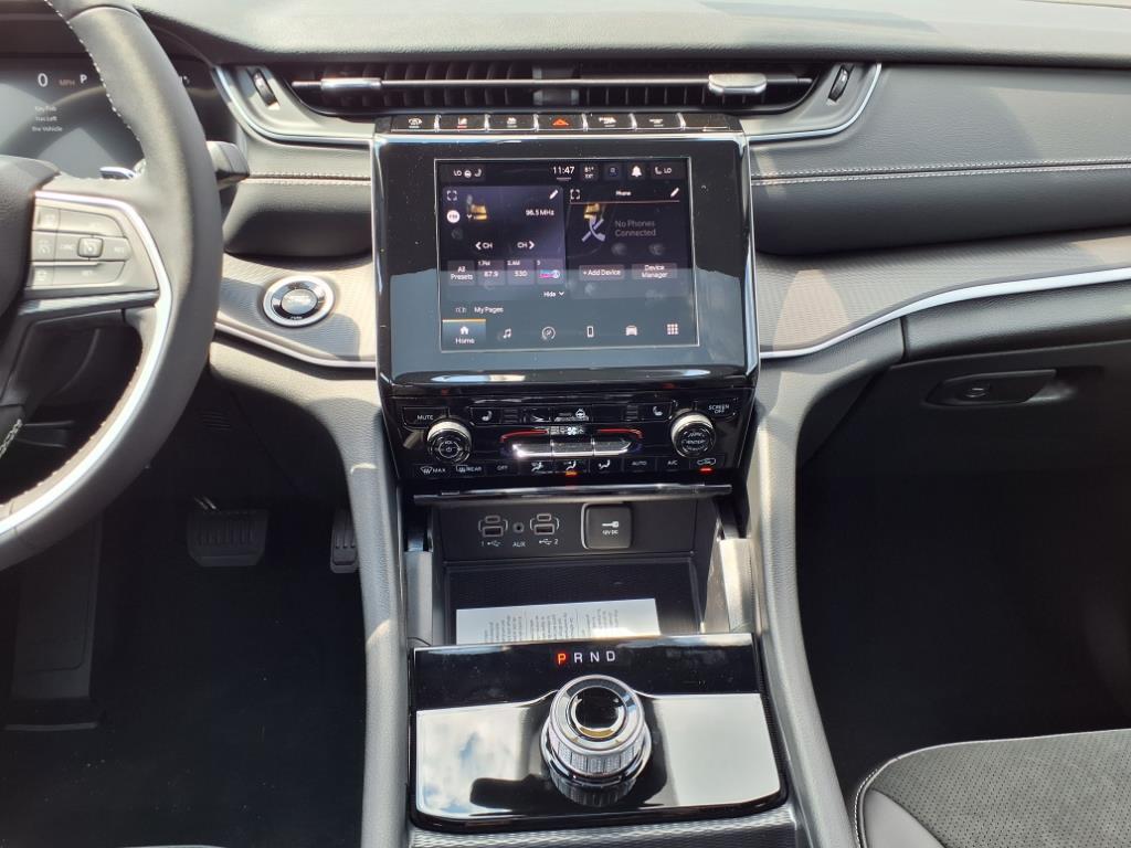 new 2025 Jeep Grand Cherokee L car, priced at $47,118