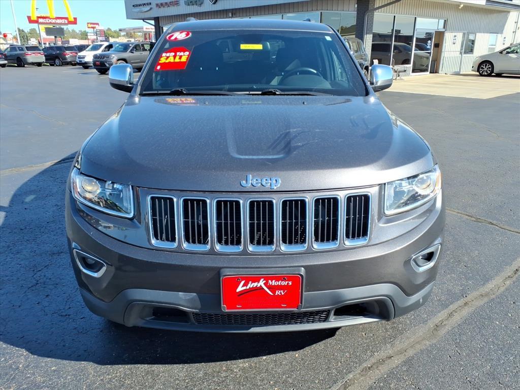 used 2016 Jeep Grand Cherokee car, priced at $15,900