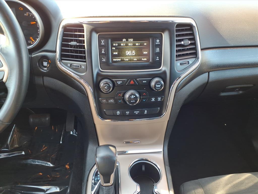 used 2016 Jeep Grand Cherokee car, priced at $15,900