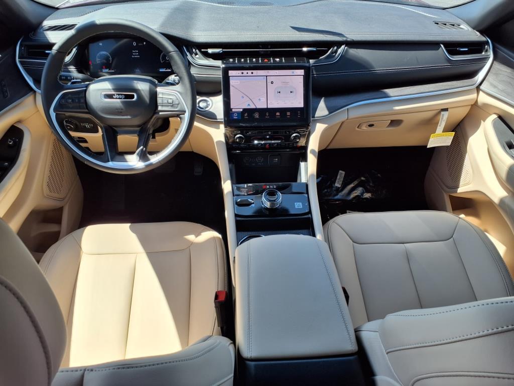 new 2025 Jeep Grand Cherokee L car, priced at $46,598