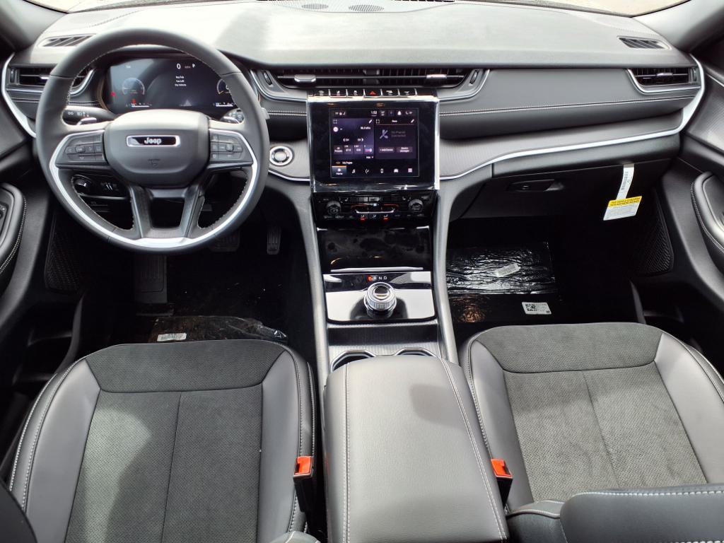new 2025 Jeep Grand Cherokee L car, priced at $46,468
