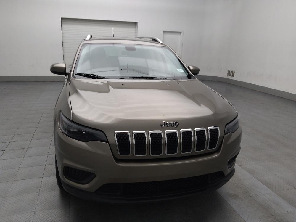 used 2020 Jeep Cherokee car, priced at $16,195