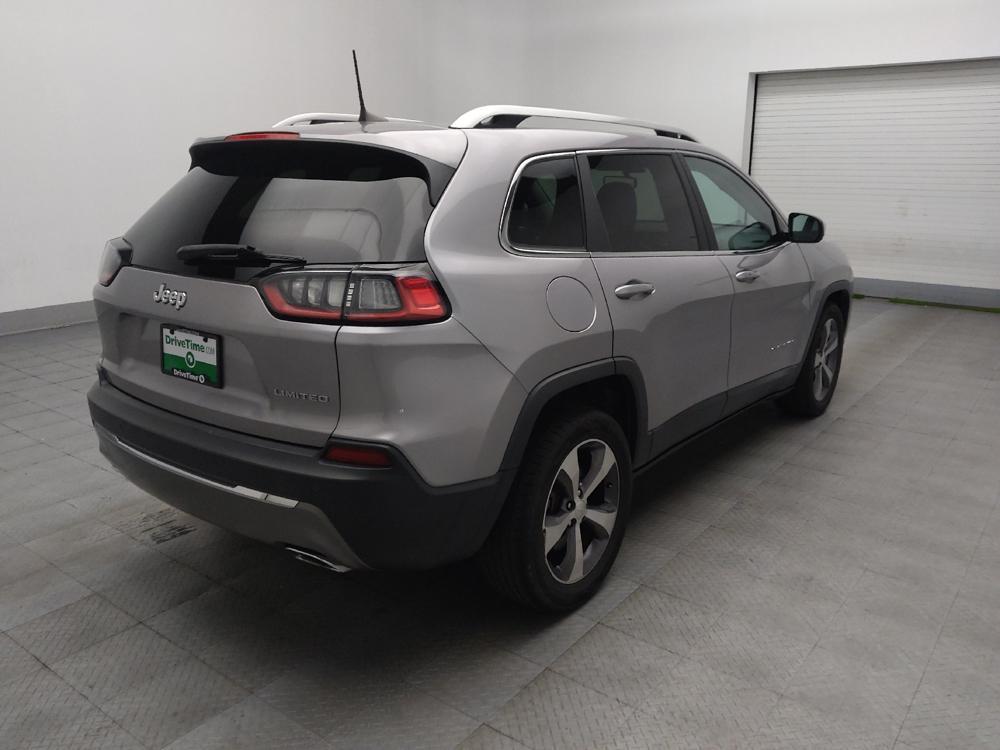 used 2019 Jeep Cherokee car, priced at $16,495