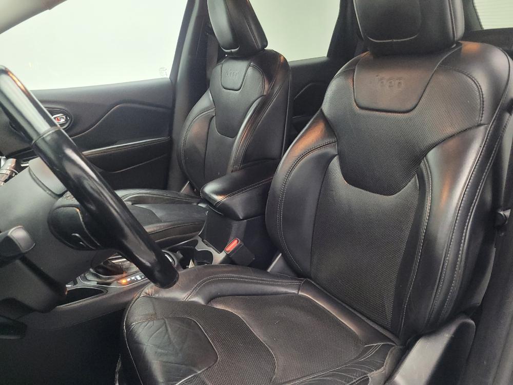 used 2020 Jeep Cherokee car, priced at $16,195