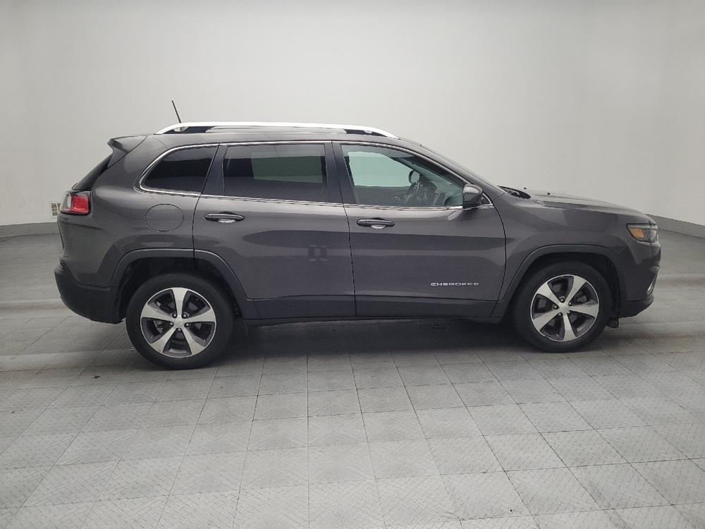used 2020 Jeep Cherokee car, priced at $16,195