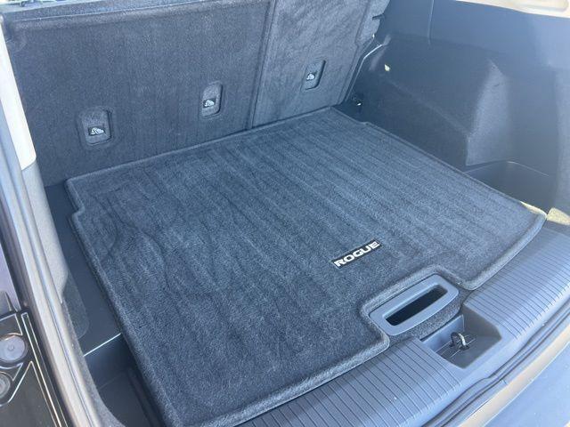 used 2022 Nissan Rogue car, priced at $18,400