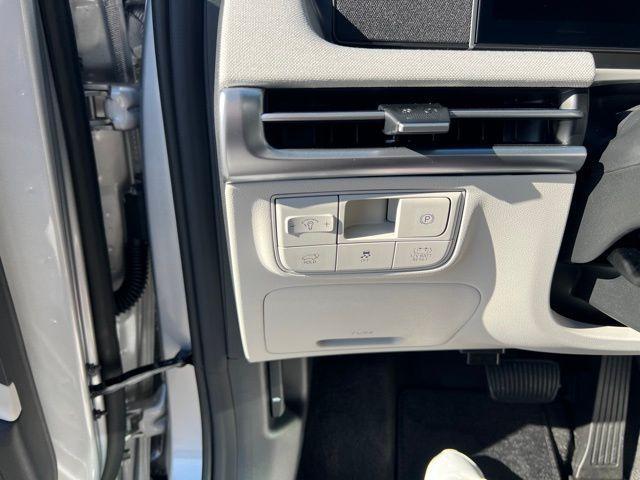 new 2026 Hyundai TUCSON Hybrid car, priced at $40,575