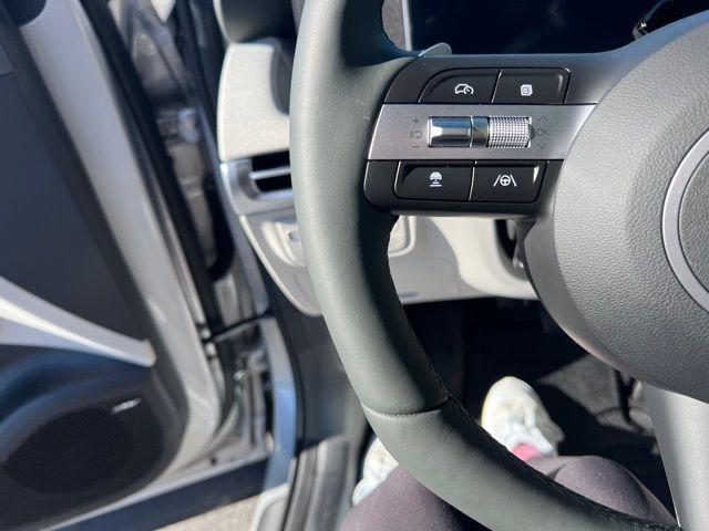 new 2026 Hyundai TUCSON Hybrid car, priced at $40,575