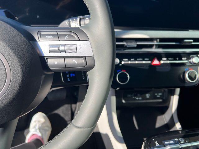 new 2026 Hyundai TUCSON Hybrid car, priced at $40,575