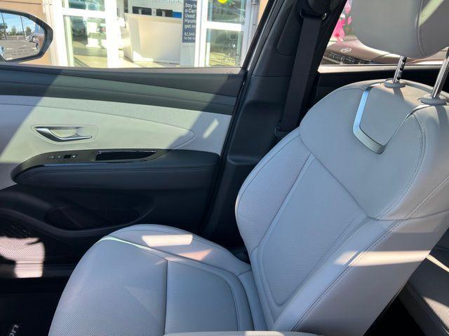 new 2026 Hyundai TUCSON Hybrid car, priced at $40,575