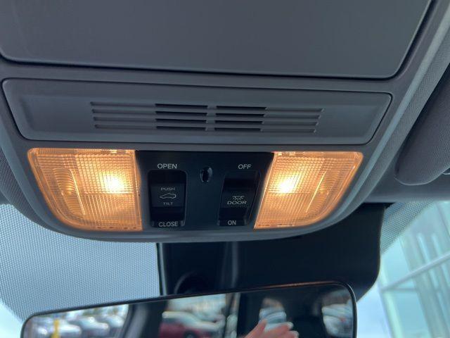 used 2020 Honda Pilot car, priced at $24,288