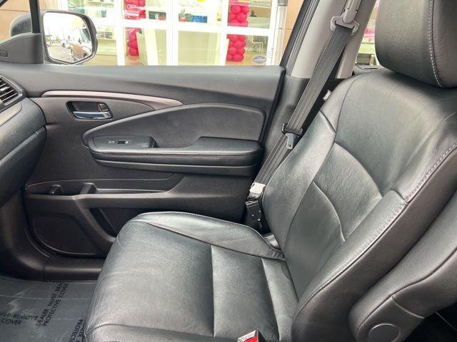 used 2020 Honda Pilot car, priced at $24,288