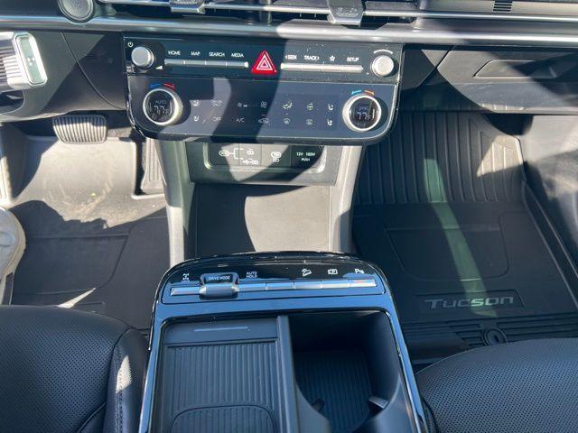 new 2026 Hyundai TUCSON Hybrid car, priced at $40,980