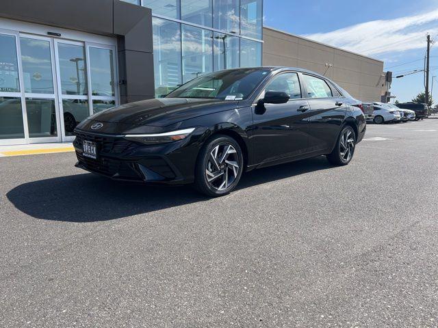 new 2025 Hyundai ELANTRA HEV car, priced at $25,916
