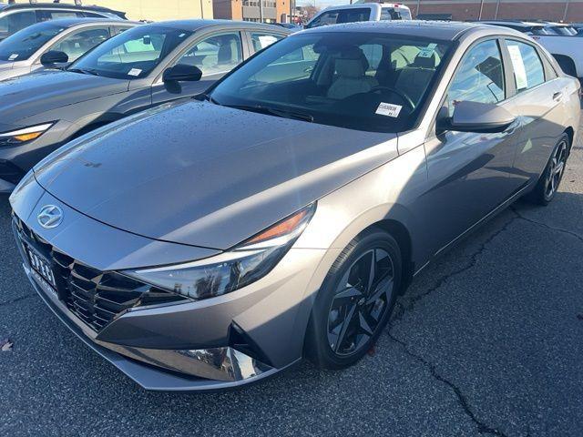 used 2022 Hyundai ELANTRA HEV car, priced at $23,999