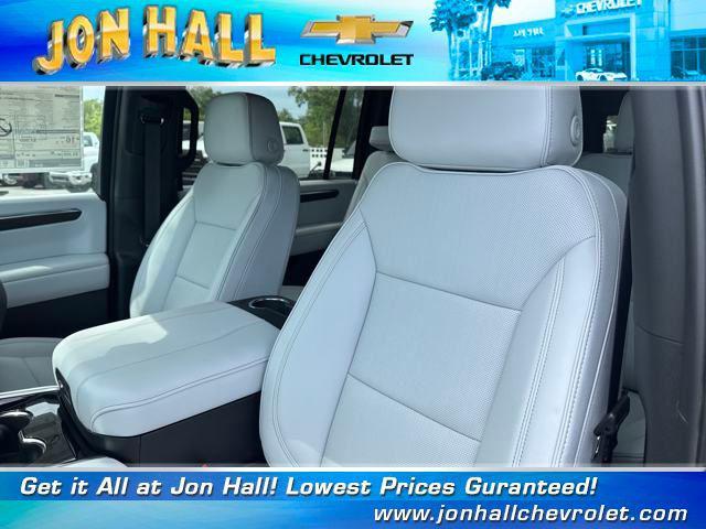 new 2025 Chevrolet Suburban car, priced at $77,596