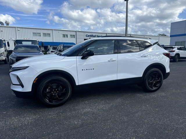 new 2025 Chevrolet Blazer car, priced at $37,280