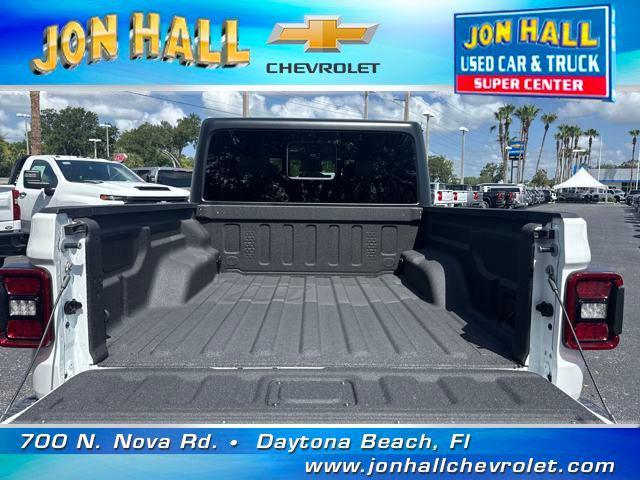 used 2025 Jeep Gladiator car, priced at $52,490