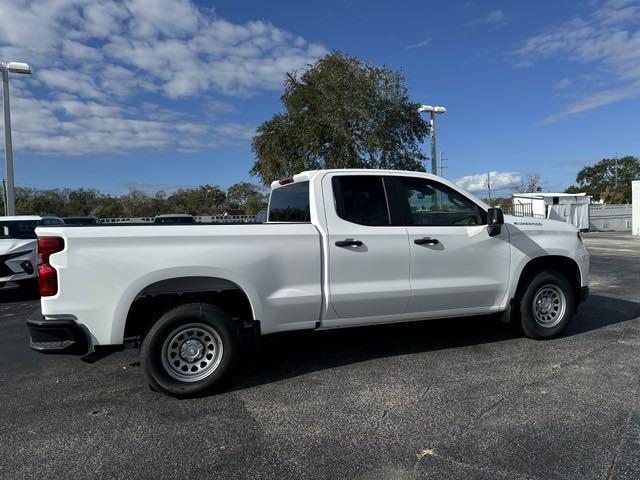 new 2025 Chevrolet Silverado 1500 car, priced at $32,879