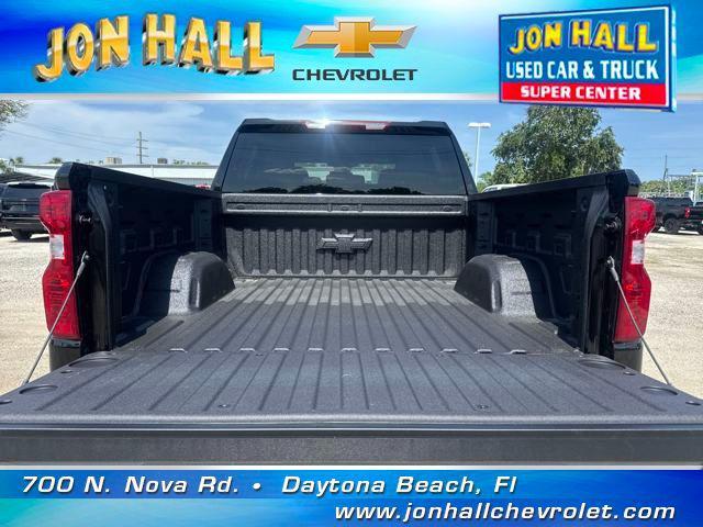 new 2025 Chevrolet Silverado 1500 car, priced at $42,426