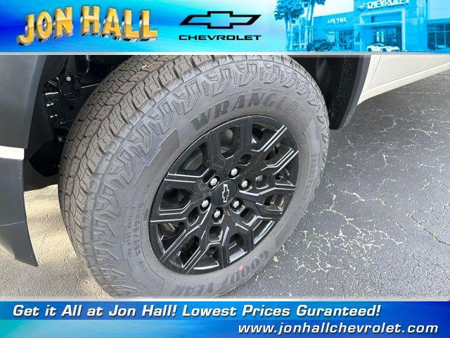 new 2026 Chevrolet Colorado car, priced at $35,015