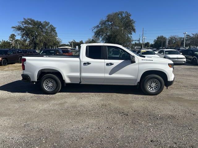 new 2025 Chevrolet Silverado 1500 car, priced at $32,879