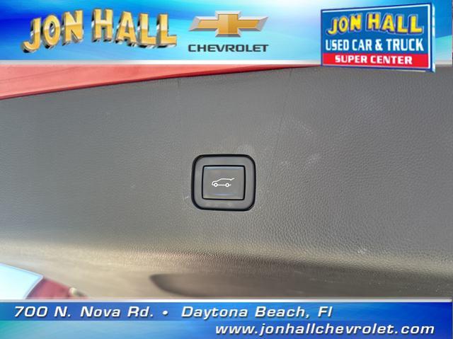 used 2023 Chevrolet Traverse car, priced at $29,991