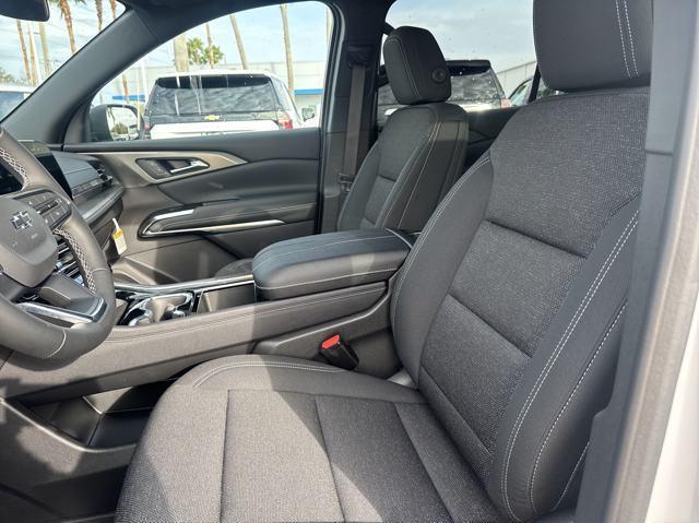 new 2025 Chevrolet Traverse car, priced at $45,429