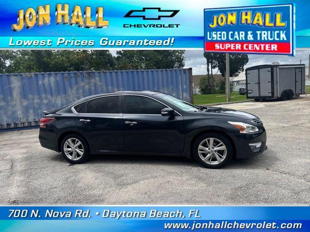 used 2013 Nissan Altima car, priced at $9,999