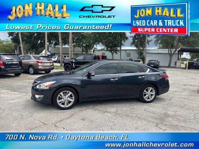used 2013 Nissan Altima car, priced at $9,999