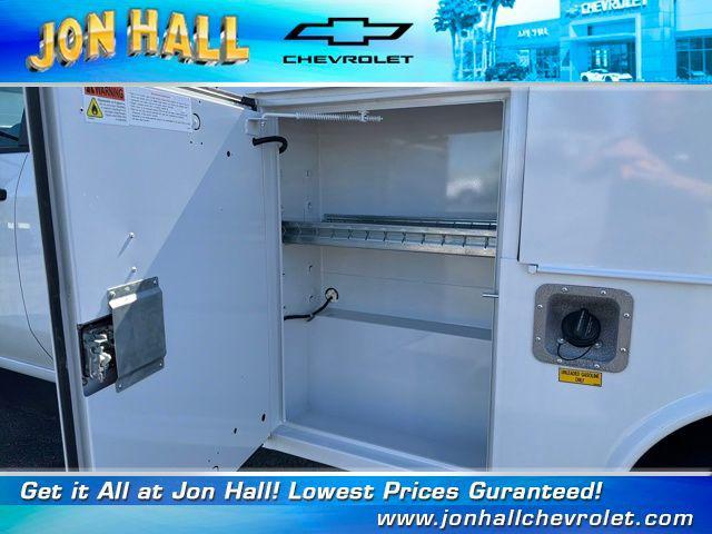 new 2024 Chevrolet Silverado 3500 car, priced at $55,990