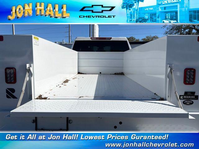 new 2024 Chevrolet Silverado 3500 car, priced at $55,990