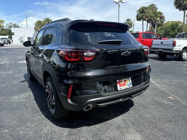 new 2025 Chevrolet TrailBlazer car, priced at $28,890