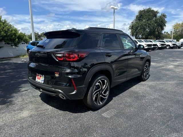 new 2025 Chevrolet TrailBlazer car, priced at $28,890