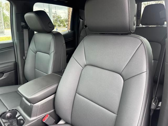 new 2025 Chevrolet Colorado car, priced at $36,060