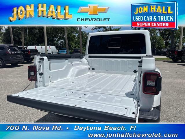 used 2023 Jeep Gladiator car, priced at $39,996